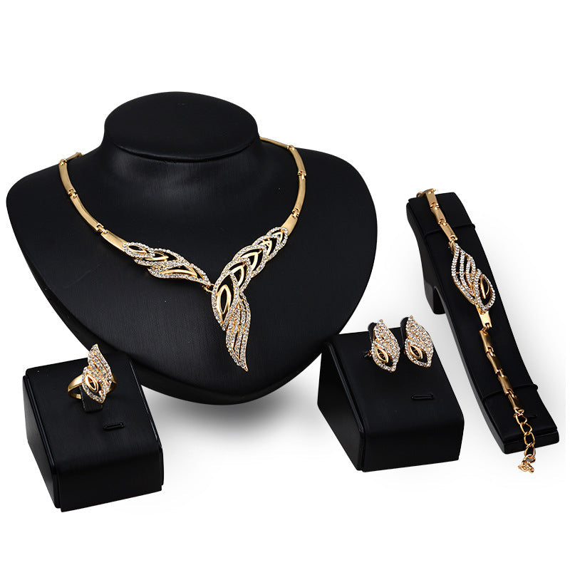 "Eternal Elegance: Mix Style Gold Indian Bridal Jewelry Sets"