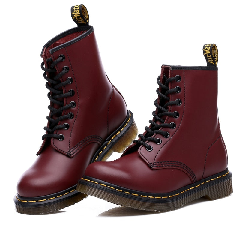 ElevateStyle: Unisex Leather Height-Increasing Boots