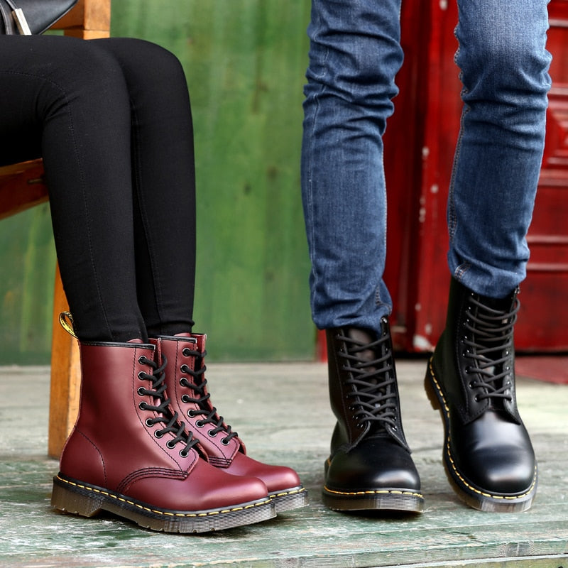 ElevateStyle: Unisex Leather Height-Increasing Boots